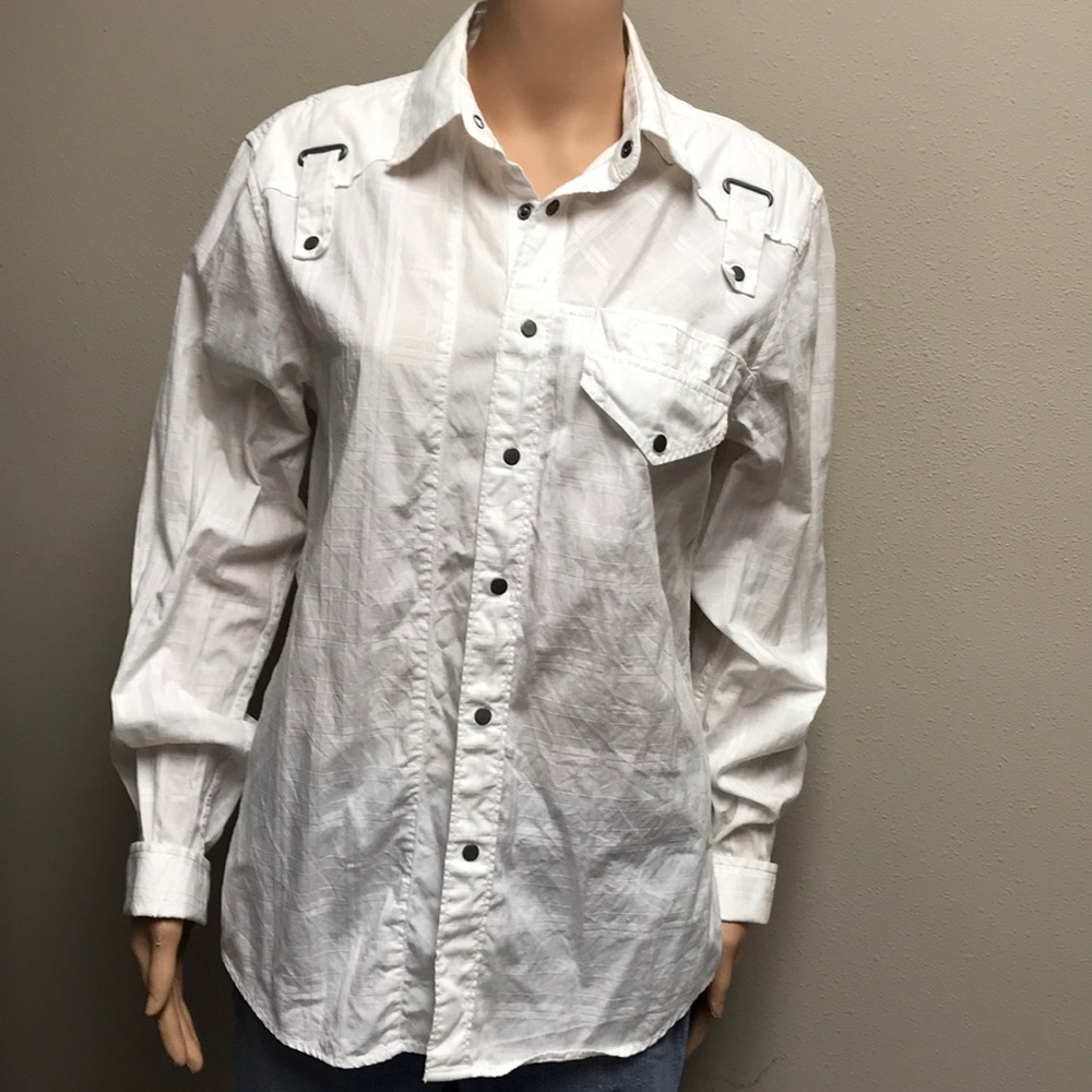 Guess button down top